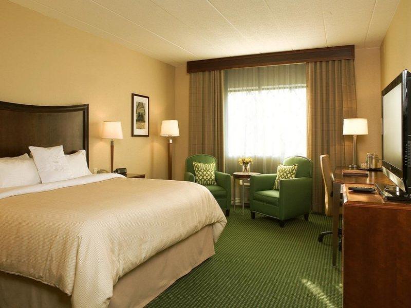 Sheraton Framingham Hotel & Conference Center Exteriér fotografie