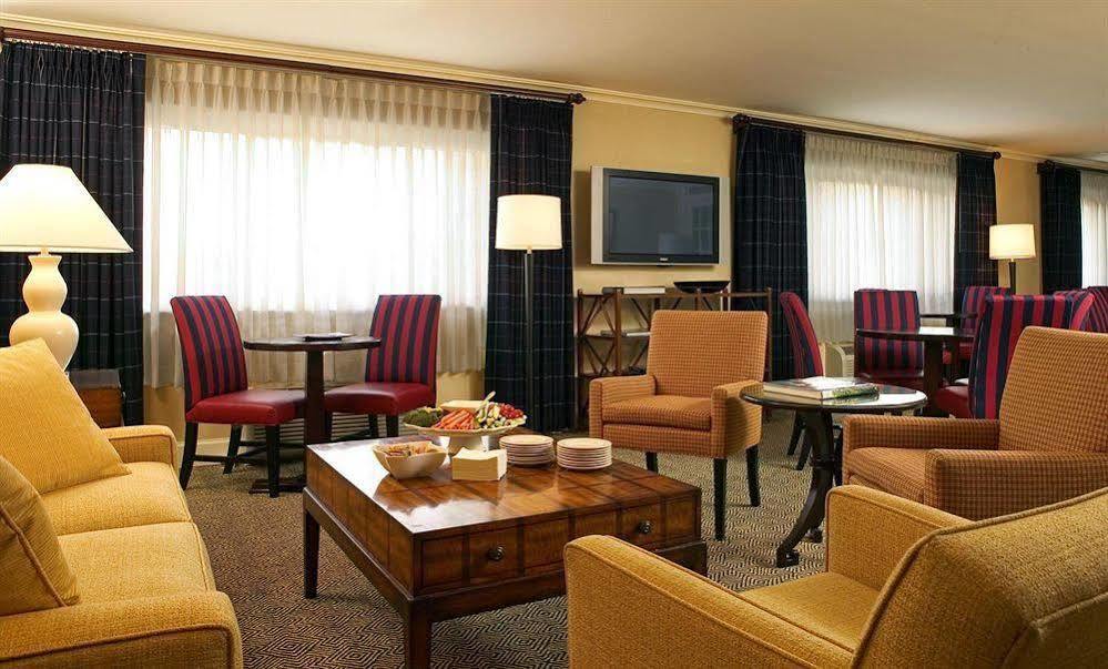 Sheraton Framingham Hotel & Conference Center Exteriér fotografie